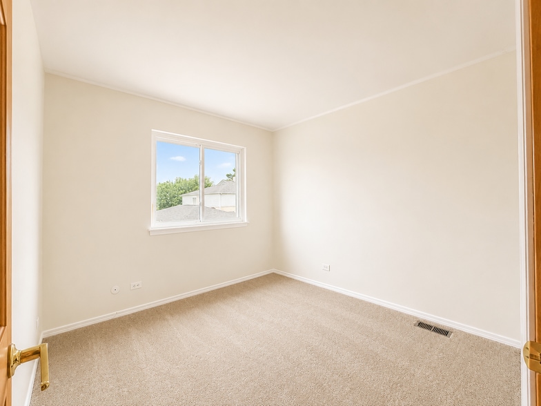 Bedroom 2 - 1661 Cornell Dr