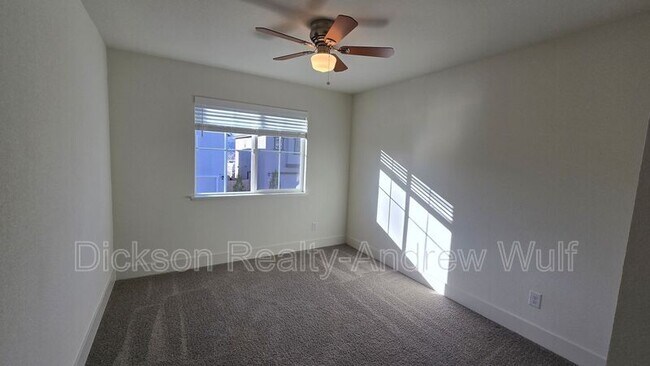 Building Photo - 4119 Scenic Dr