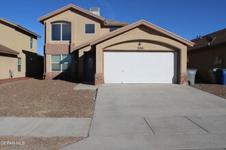 Building Photo - 2416 Escape Point St