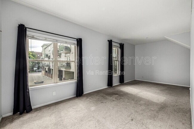Building Photo - 837 E 17th Ave