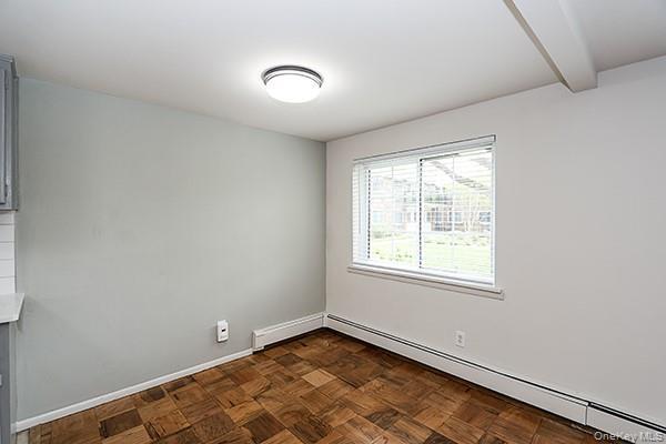 Building Photo - 178 Jervis Ave