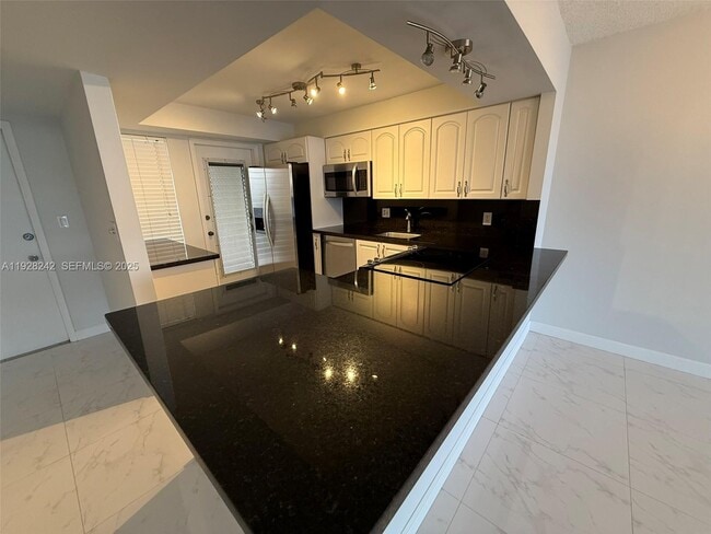 Building Photo - 3091 N Course Dr