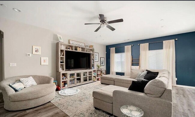 Building Photo - 9211 Jack Ranch Ct