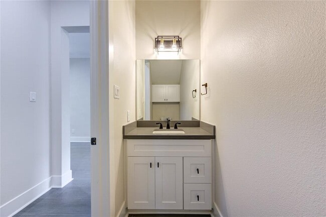Building Photo - 2118 Nina Lee Ln