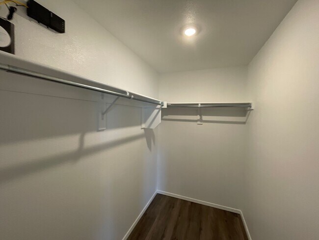 Building Photo - Pre-Leasing Now | Beautiful 3 Bed, 2 Bath Home in Siloam Springs | Available June 14