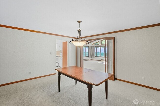 Building Photo - 1033 Georgian Dr