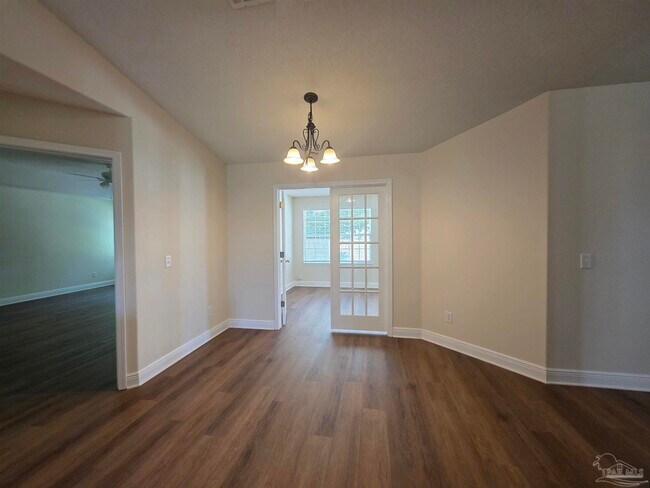 Building Photo - 7200 Annandale Dr