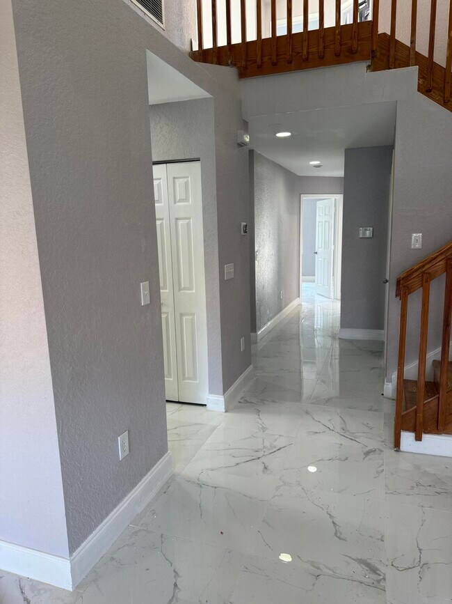 Building Photo - 9831 NW 24th St