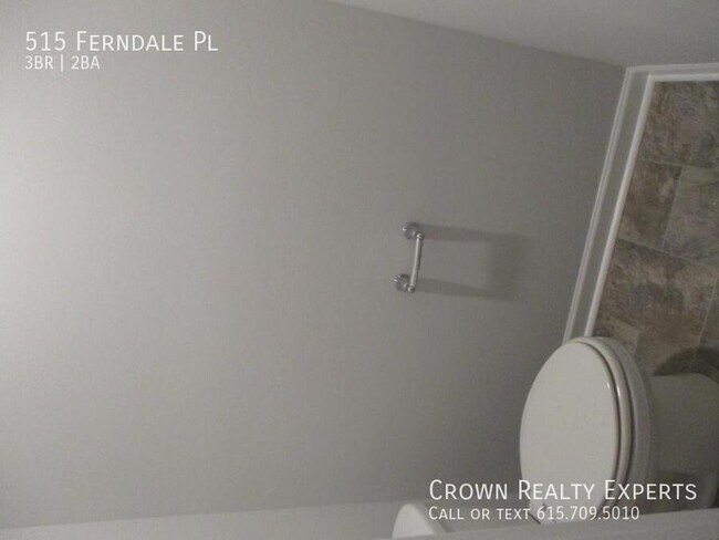 Building Photo - 515 Ferndale Pl