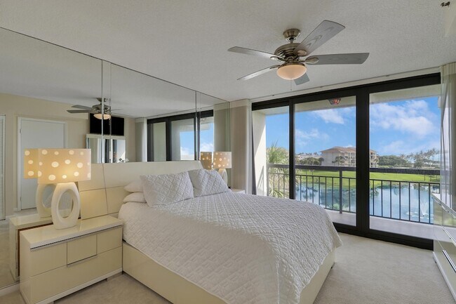 Building Photo - 601 S Seas Dr
