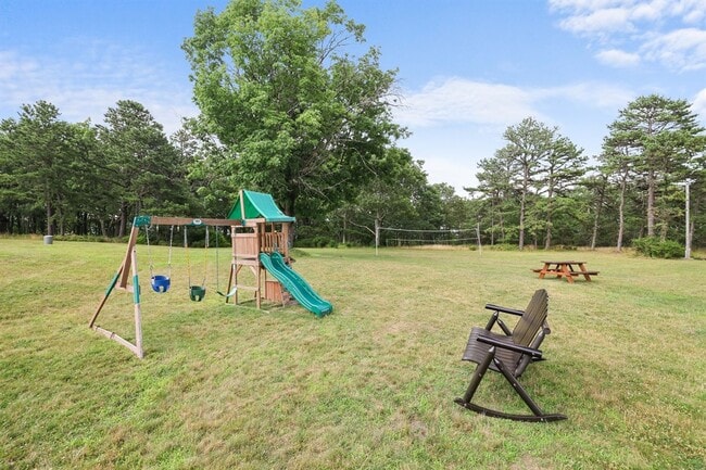 Building Photo - One of a kind Castle on the Hill for Rent! Minimum 1 month lease