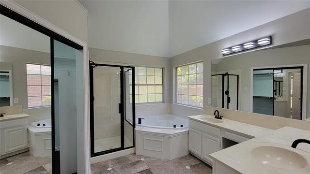 Building Photo - 9726 Windy Hollow Dr