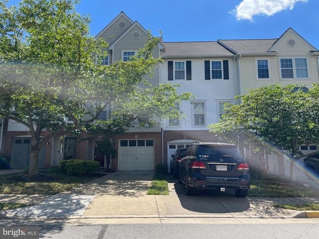 Primary Photo - 12914 Titania Way