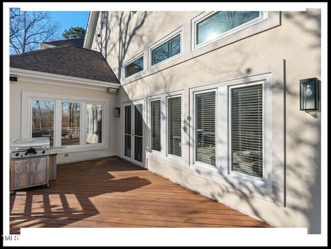 Building Photo - 1202 Rocky Point Ln
