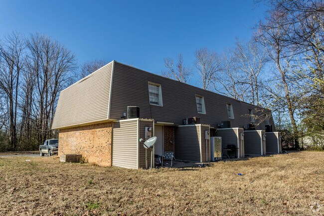 Building Photo - 300 SW 4th St