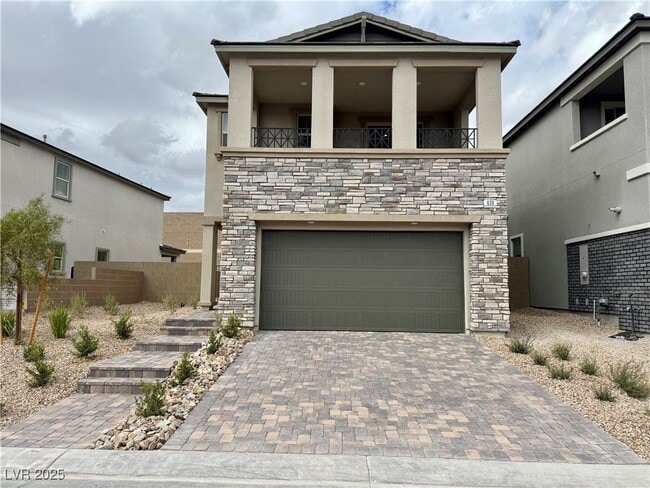 Primary Photo - 639 La Vis Acrs Ln