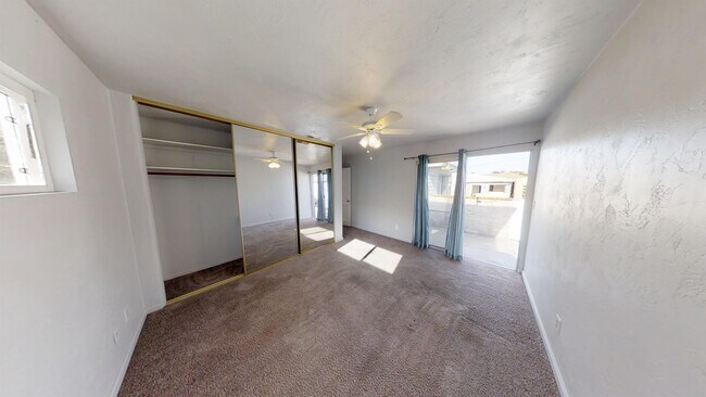 Building Photo - 6118 Pembroke Dr