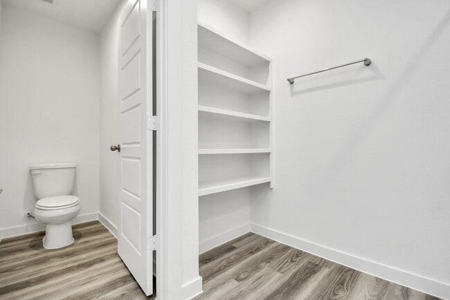 Building Photo - 12316 Basilwood Dr