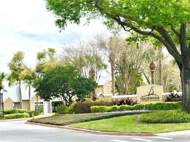 Building Photo - 1055 S Hiawassee Rd