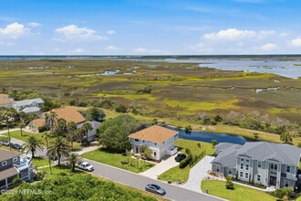 Building Photo - 149 Beachside Dr