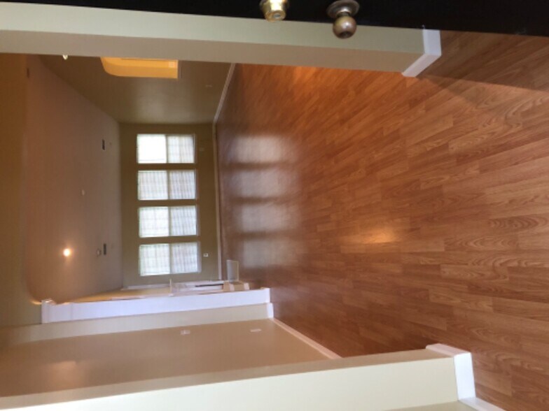 Building Photo - 305 Rice Bay Dr