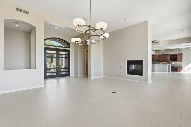 Building Photo - 11047 E Mirasol Cir