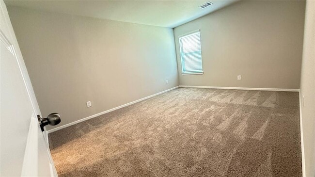 Building Photo - 21703 Meadow Ct
