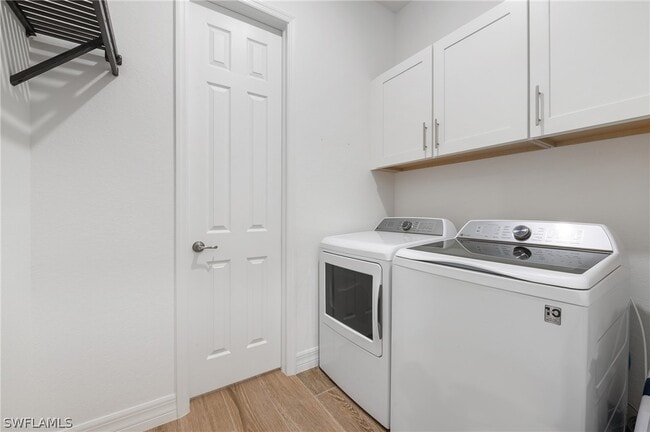 Building Photo - 13528 Blue Bay Cir