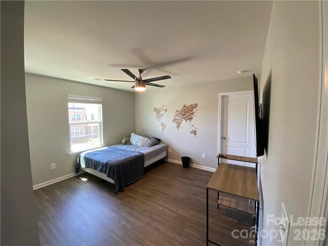 Building Photo - 6434 Raffia Rd