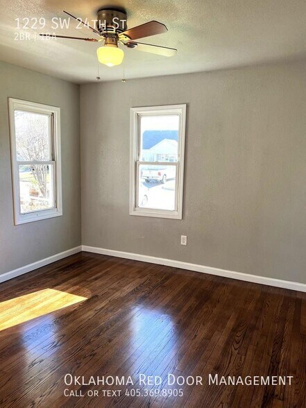 Building Photo - 1229 SW 24th St