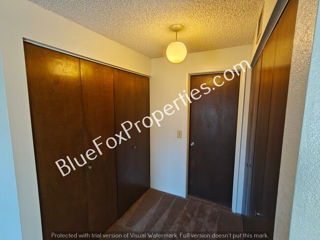 Building Photo - 5701 E Glenn St