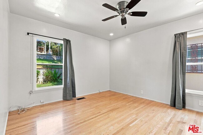 Building Photo - 5412 Marburn Ave