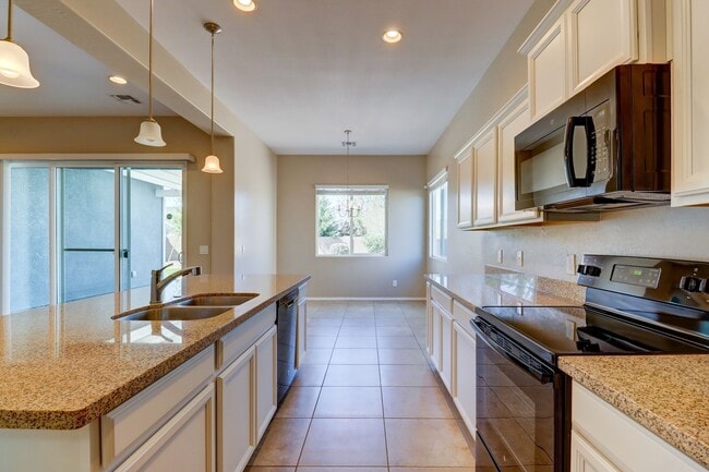 Building Photo - Home for Rent in Quailwood!