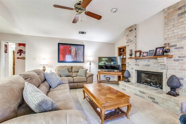 Building Photo - 9442 Willard St