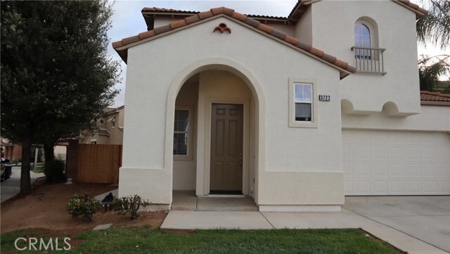 Building Photo - 3722 Almansa Way