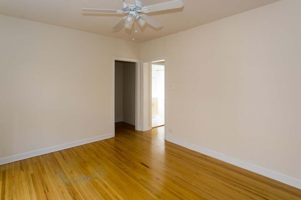 Building Photo - 3754 N Fremont St