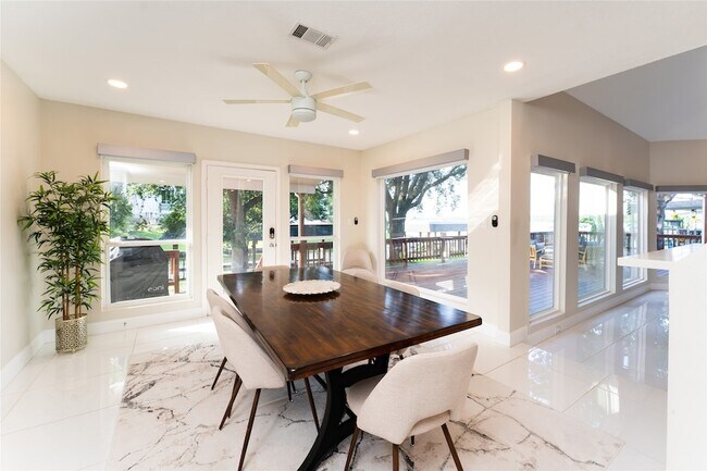 Building Photo - 8311 Amber Cove Dr