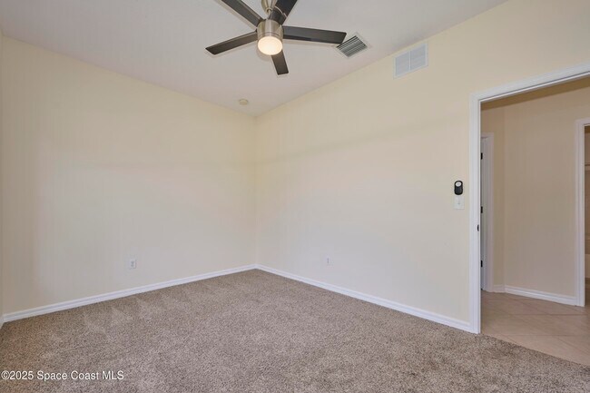 Building Photo - 9086 107th Ct