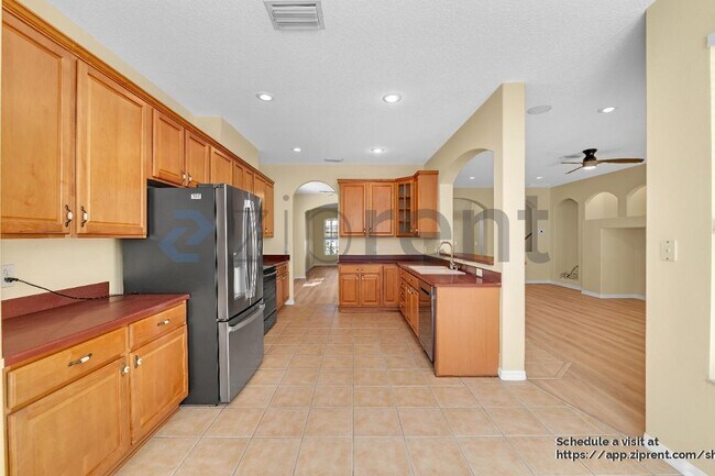 Building Photo - 18233 Cypress Haven Dr