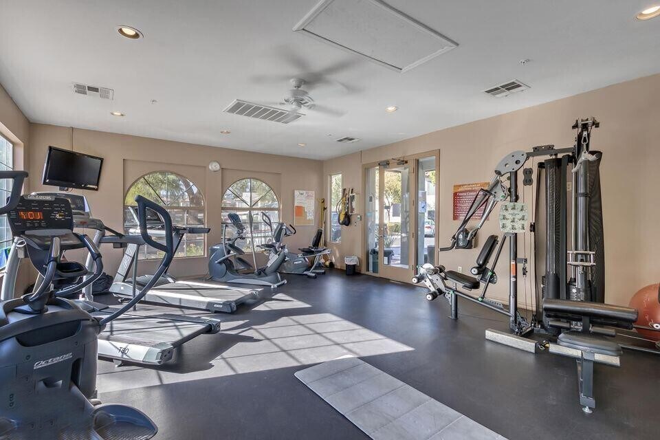 Building Photo - 1825 W Ray Rd