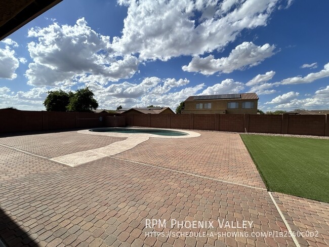 Building Photo - Spacious Bright N. Phx 4/2 w/POOL & *NEW* ...