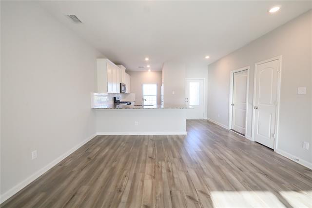 Building Photo - 2121 Yarborough Dr