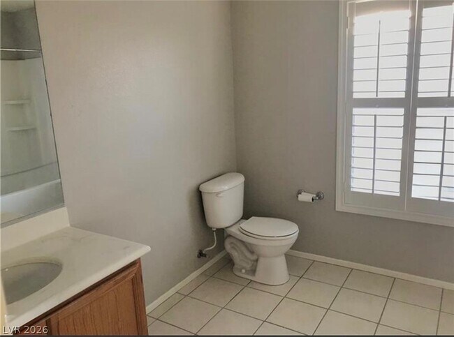 Building Photo - 6473 Blue Iris Ct