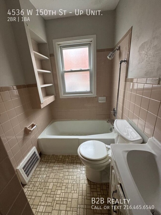 Building Photo - 4536 W 150th St