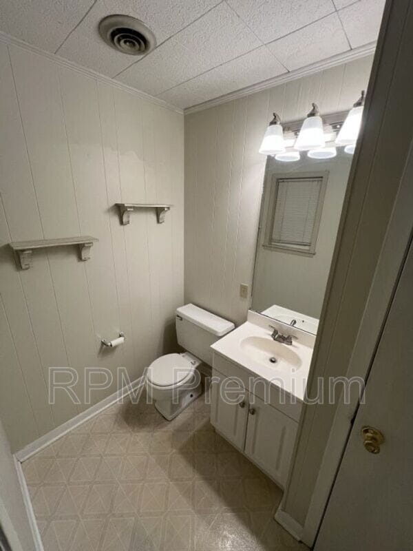 Building Photo - 4143 Nelson St