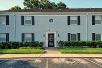 Building Photo - 2/2, updated, 1st floor condo, in Winter Park