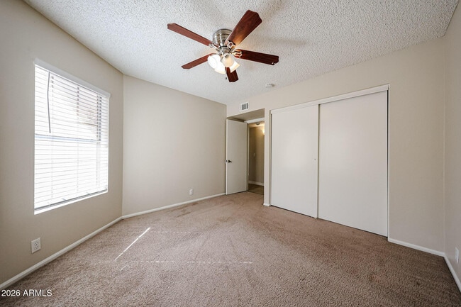 Building Photo - 5013 W Evans Dr