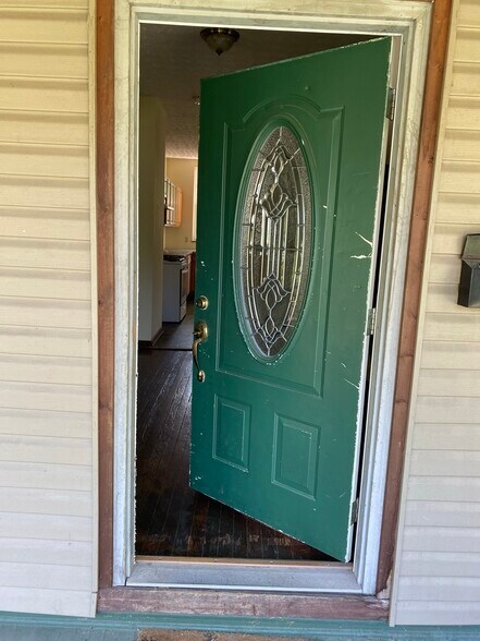 Building Photo - 395 E 15th Ave