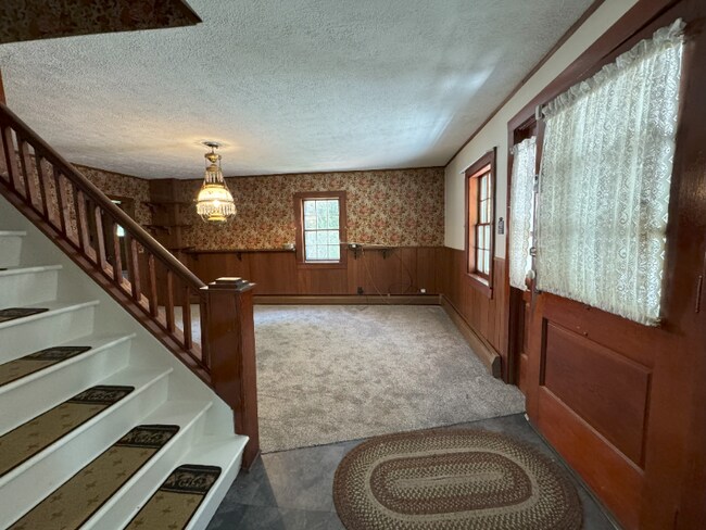 Building Photo - 4001 Lessig Ln