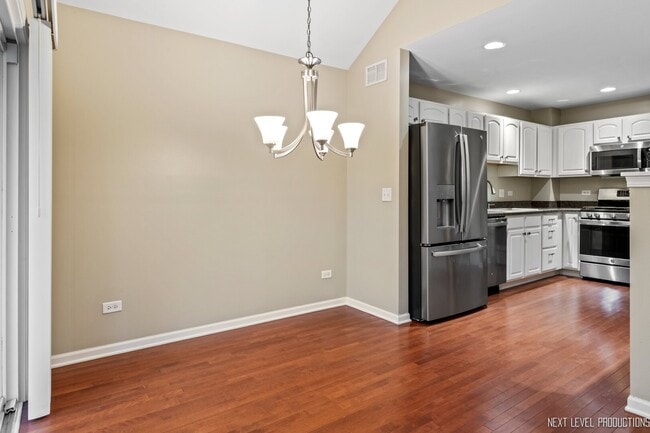 Building Photo - 24618 George Washington Dr